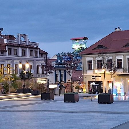 Klimatyczny Apartament Przy Bochenskim Rynku. ボフニャ エクステリア 写真
