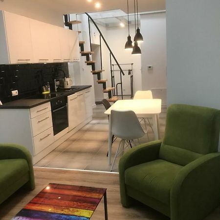 Klimatyczny Apartament Przy Bochenskim Rynku. ボフニャ エクステリア 写真