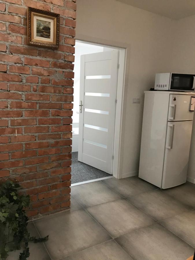 Klimatyczny Apartament Przy Bochenskim Rynku. ボフニャ エクステリア 写真